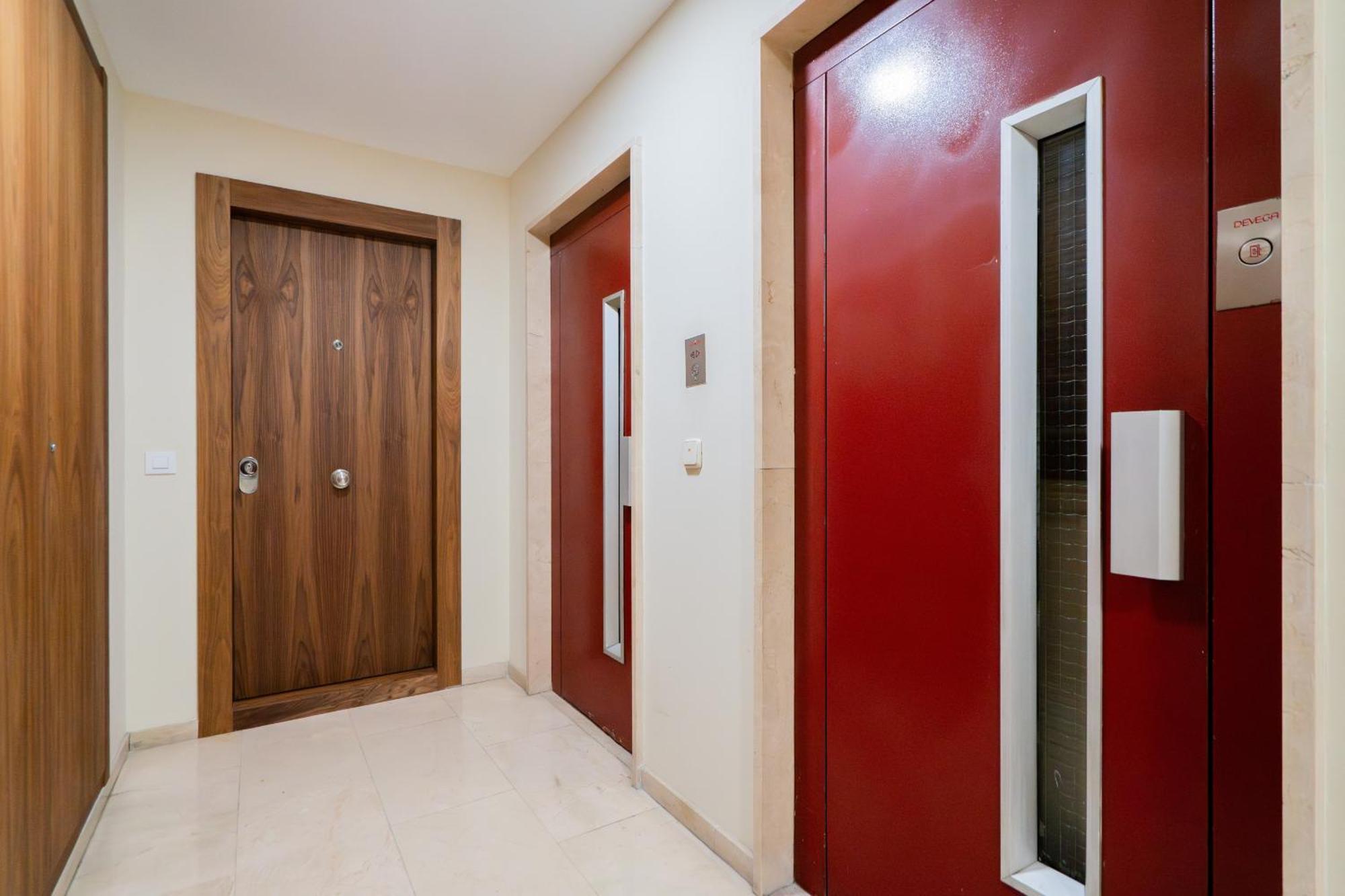 Apartamento Reformado De Lujo En Gran Via Apartment Madrid Luaran gambar