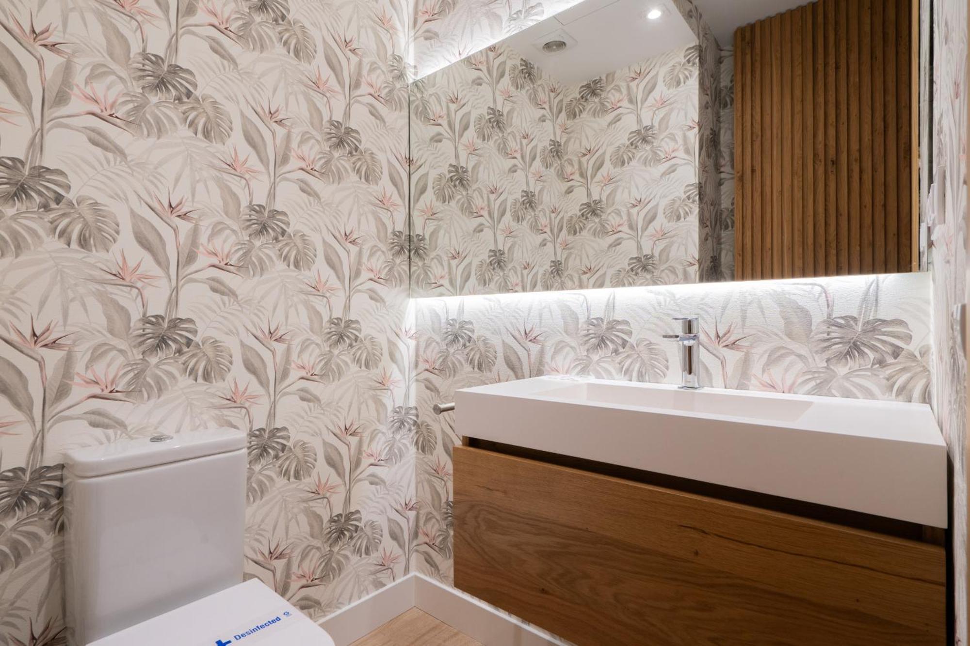 Apartamento Reformado De Lujo En Gran Via Apartment Madrid Luaran gambar