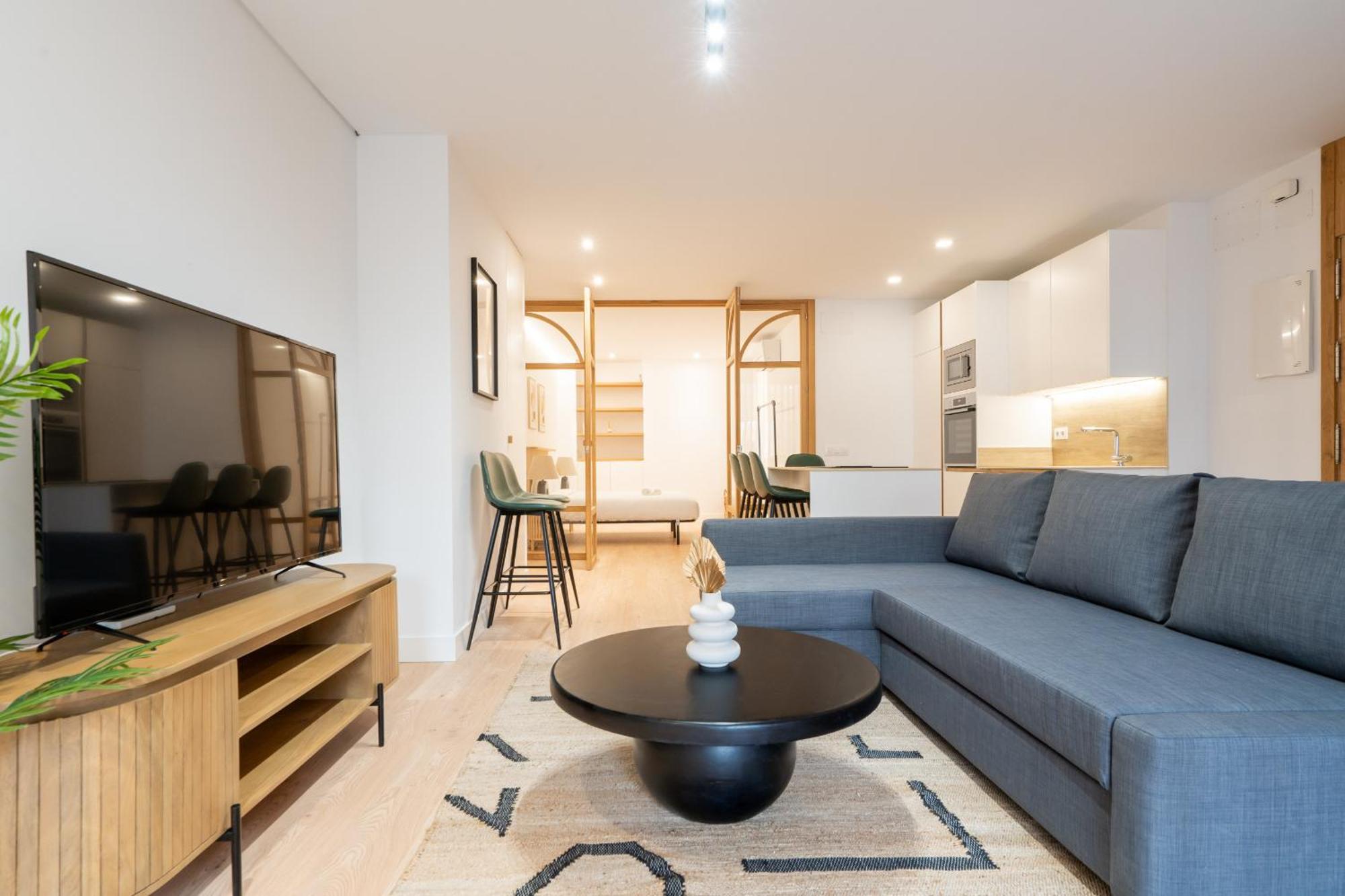 Apartamento Reformado De Lujo En Gran Via Apartment Madrid Luaran gambar