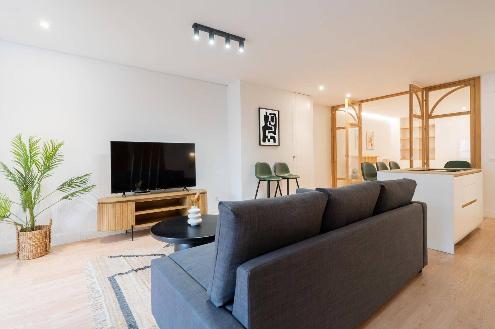Apartamento Reformado De Lujo En Gran Via Apartment Madrid Luaran gambar